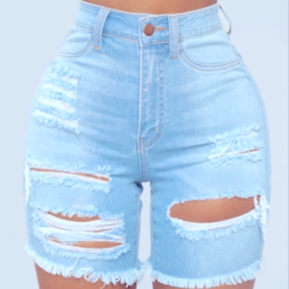 $25 sale for 4 Fashion Nova shorts size S - Picture 5 of 17